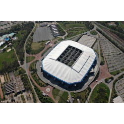 Veltins Arena (oben offen)